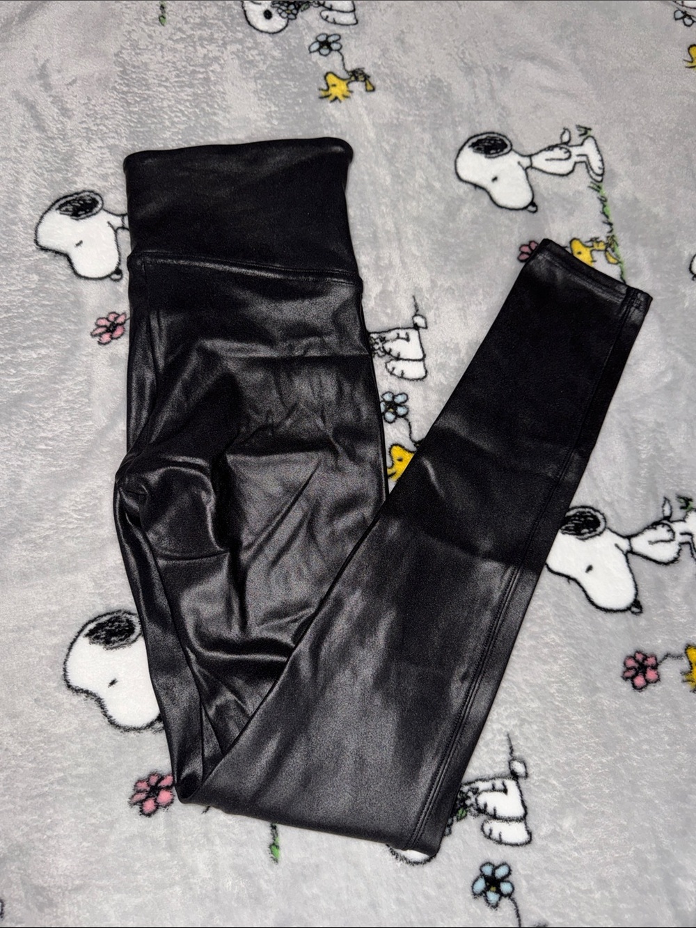 SPANX Faux Leather Leggings - Picture 6 of 7